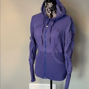 Lululemon size 10 studio jacket